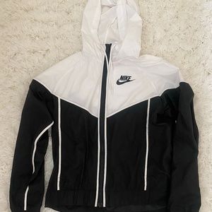 Nike windbreaker